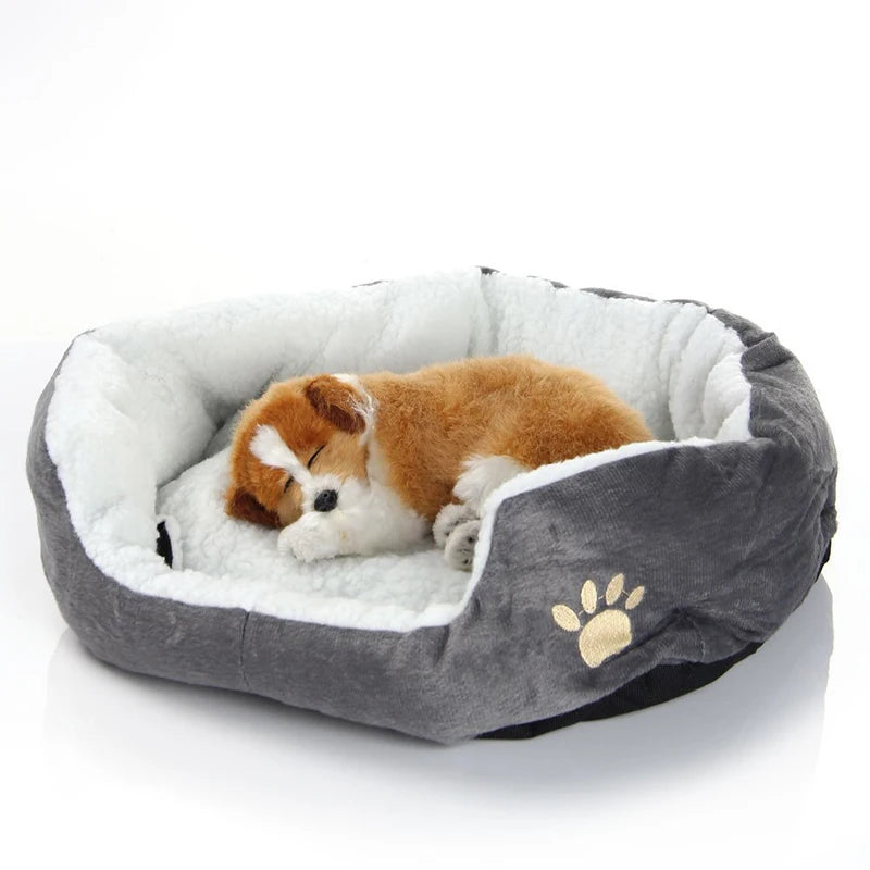Thick cat and dog bed